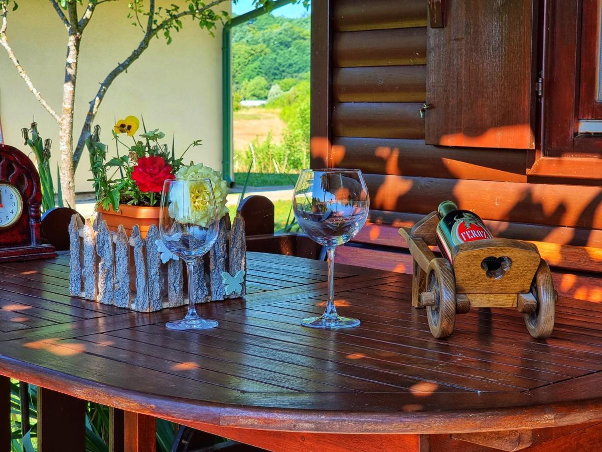 Guesthouse Mreznica- Mreznicka Idila Resort Galovic-Selo ภายนอก รูปภาพ