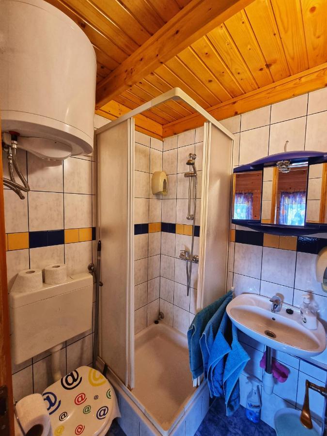 Guesthouse Mreznica- Mreznicka Idila Resort Galovic-Selo ภายนอก รูปภาพ